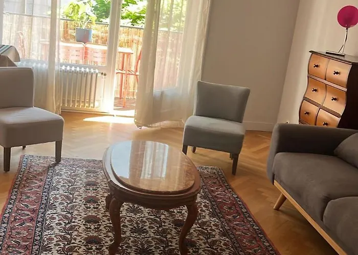 Guillaume Cityscape Проживание в семье Лион